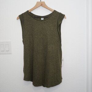 Old Navy Luxe flutter sleeve swing tee shirt